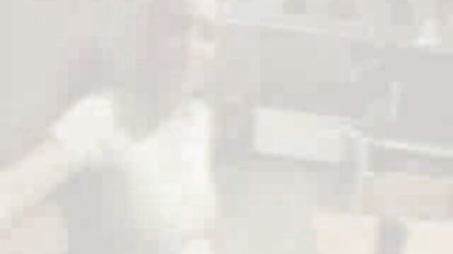 ガールフレンドガールフレンドは彼女の上にcums兼で揚げ。 女性 用 エッチ 動画