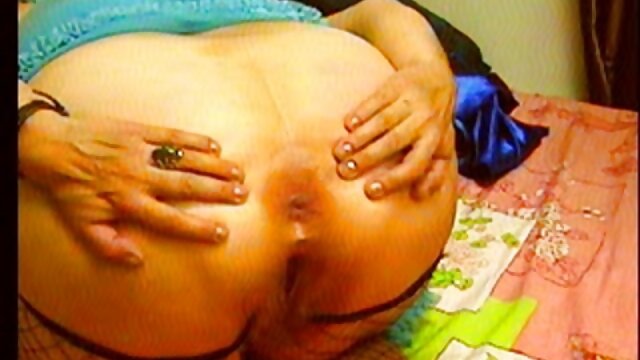 ギタリストは女の子をファックする。 女性 用 無料 av 動画