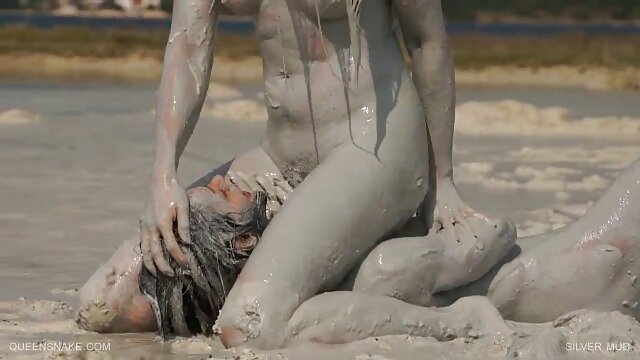 ペニスを吸う勇敢に従う。 女性 向け の エッチ な 無料 動画